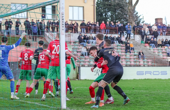 Mecz A-klasy KS Unia Turza II - Przyszłość Rogów 24.03.2024